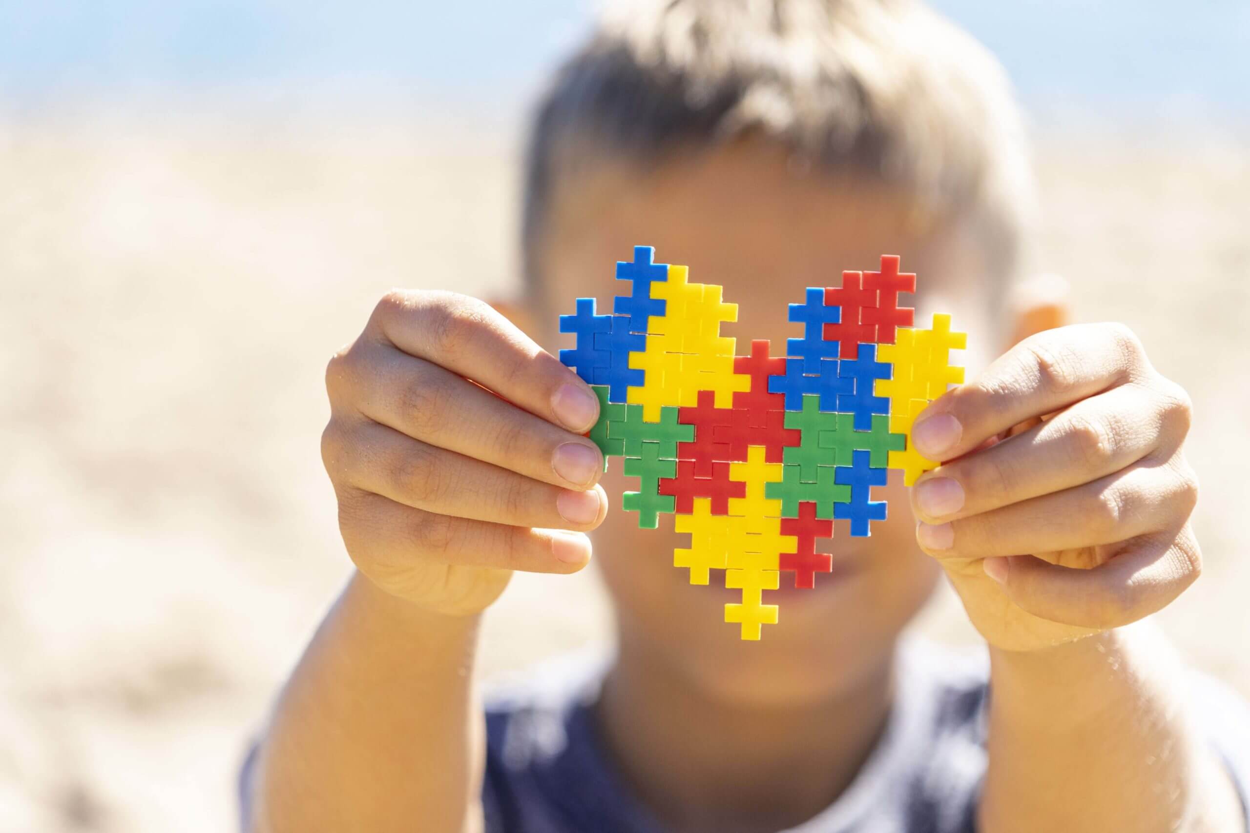 TRATAMENTO MULTIDISCIPLINAR PARA OS PORTADORES DO TRANSTORNO DO ESPECTRO AUTISTA NEGADO PELO PLANO DE SAÚDE